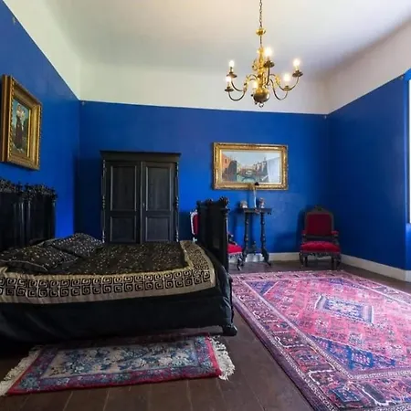 Moeis Bed and Breakfast *